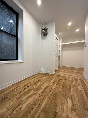 Rented by Corcoran | media 7