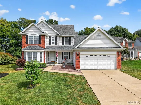 749 Falcon Hill Trl, O'Fallon, MO 63368