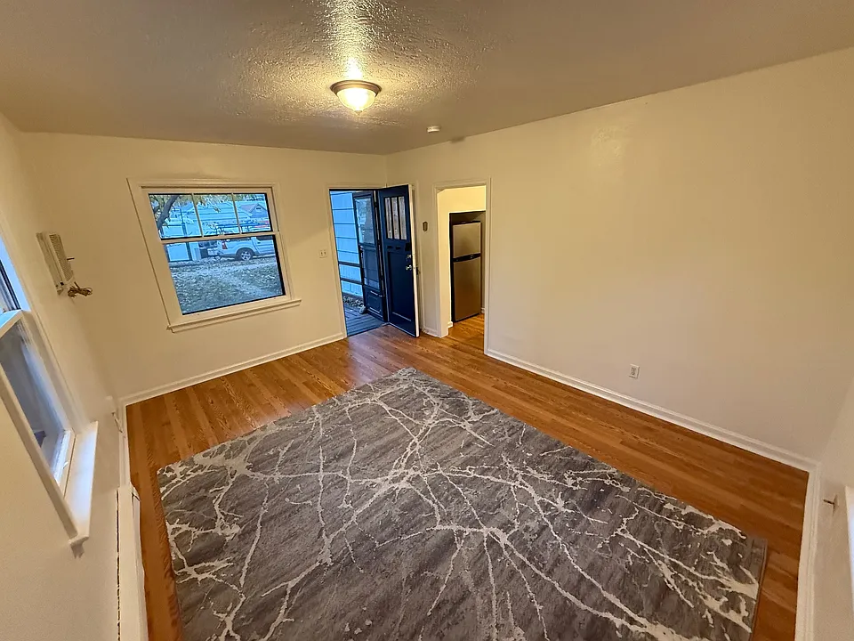 Entry/Family Room