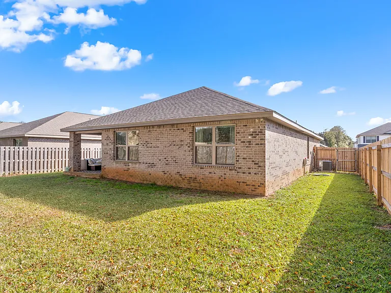 6312 Burrow Ln — Photo 25