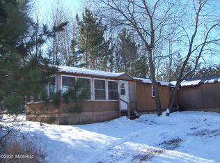 1443 Cutler Rd, Blanchard, MI 49310