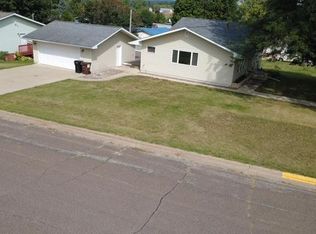 101 N Robert St, Mabel, MN 55954