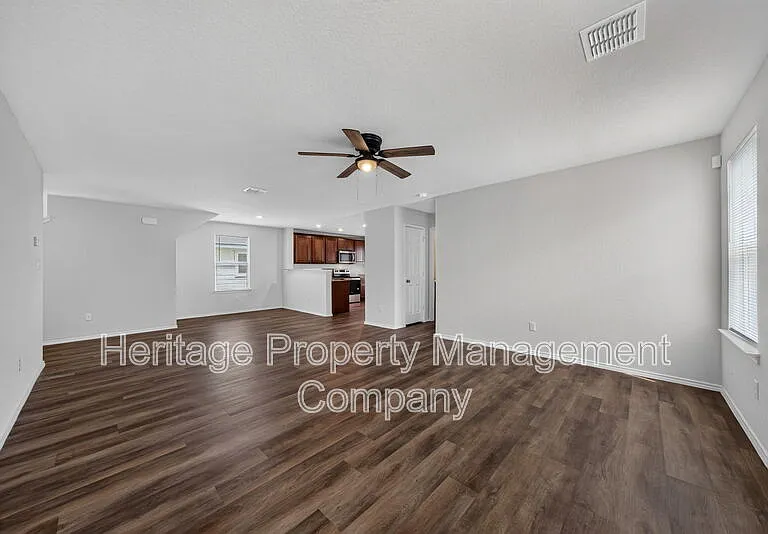 6326 Willow Point Blvd — Photo 9