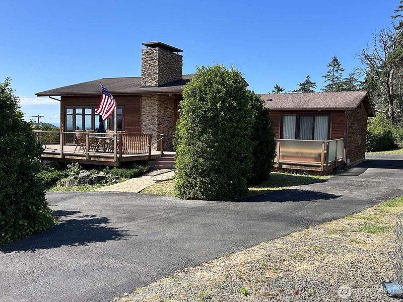 2nd image of 31 N Rhododendron Drive