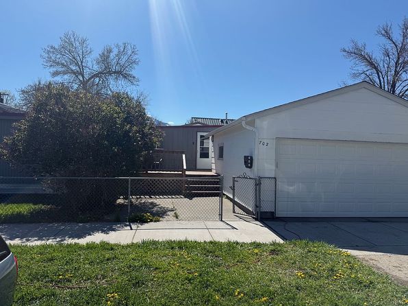 702 E Clark St