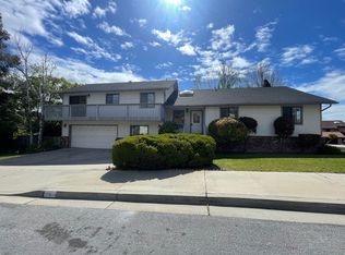1095 Robin Cir, Arroyo Grande, CA 93420