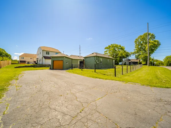 922 Alhambra Dr, Anderson, IN 46012
