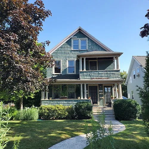 32 Clearview Ave #2 Photo 1