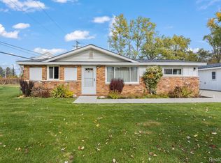 1715 Payson Rd, Walled Lake, MI 48390