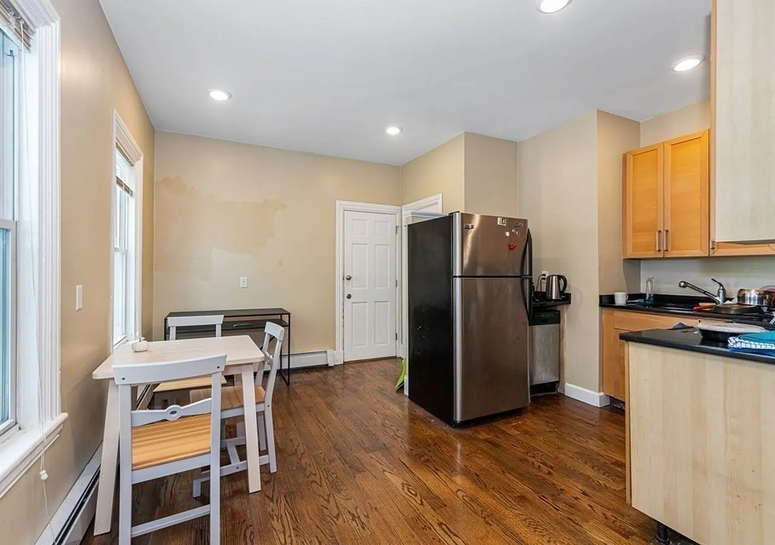 In-Unit Washer and Dryer, Fully Renovated Unit in Mission Hill — Photo 3