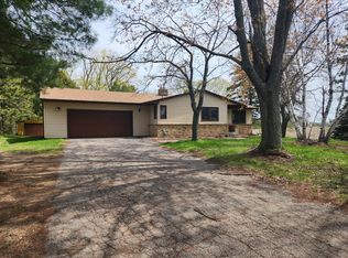 15057 Hornsby St NE, Columbus, MN 55025