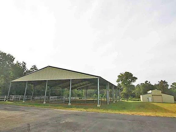 4th image of 17528 Plantation Dr