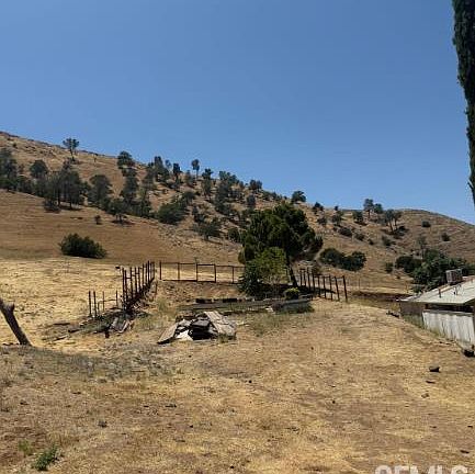 2nd image of 747 Redhill Rd