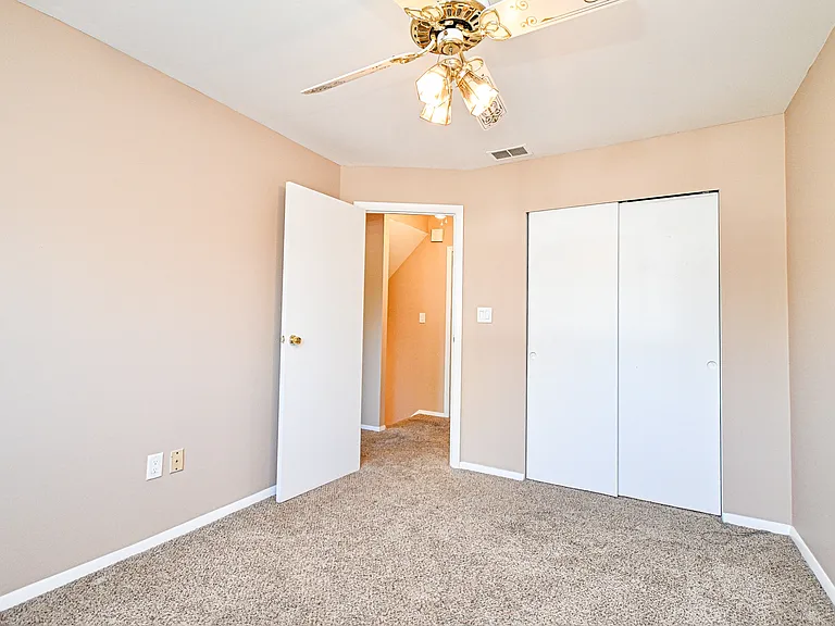 7752 Montgomery Rd #84 — Photo 20