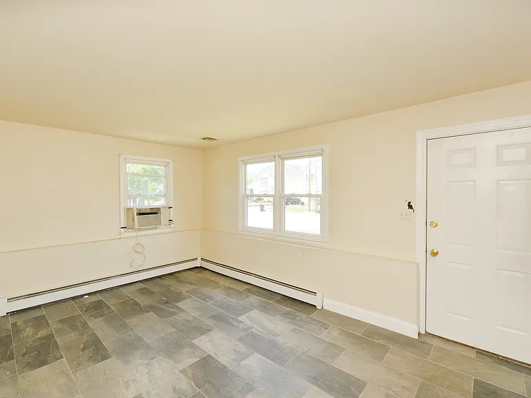 1 Leliarts Ln — Photo 9