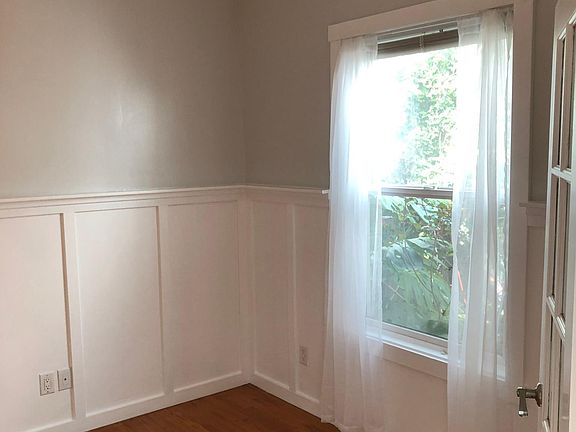 2nd image of 3167 23rd St #6