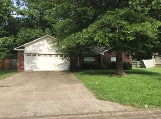 36 Cedarwood Dr, Cabot, AR 72023