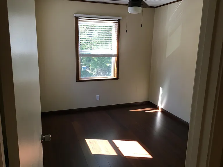 711 Hilda St — Photo 15
