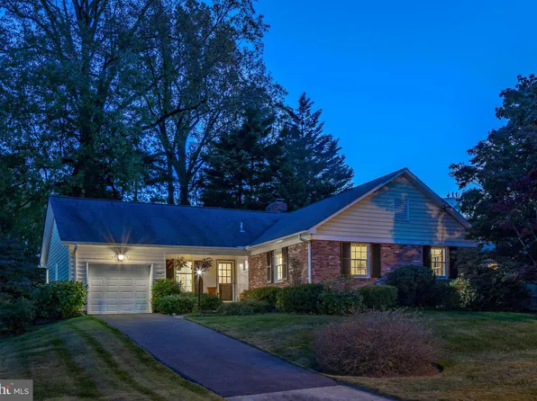 5208 Camberley Ave, Bethesda, MD 20814