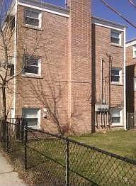 5th image of 2801 N Nagle Ave