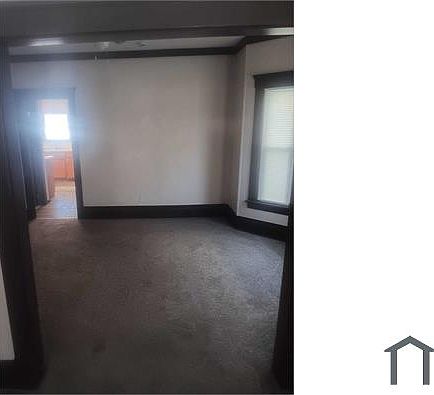 5th image of 133 Charles Ct #1