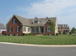 9334 Crestfield Dr, Mechanicsville, VA 23116