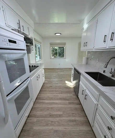 529 California Ave — Photo 9