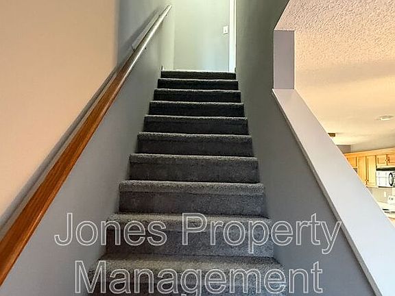 5th image of 805 Grove St