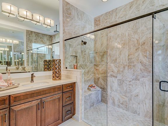 Large shower in owner s bath