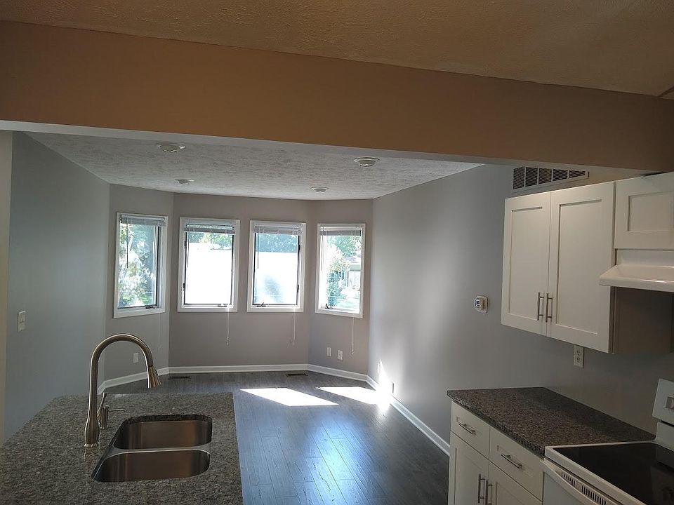 1st image of 1031 N 78th St