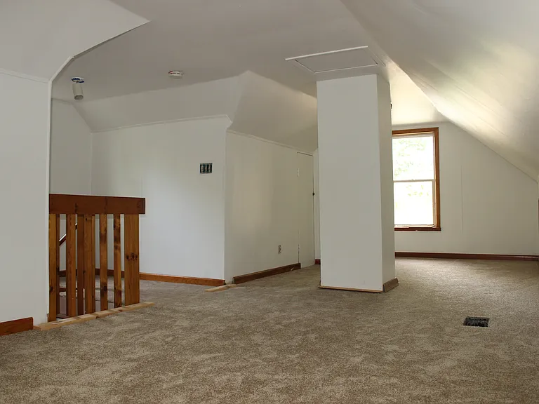 2430 Superior St — Photo 11