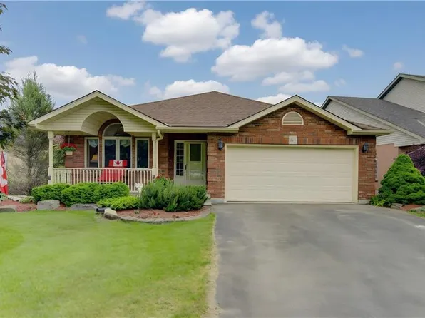 599 Coldstream Dr, Waterloo, ON N2V 2H3