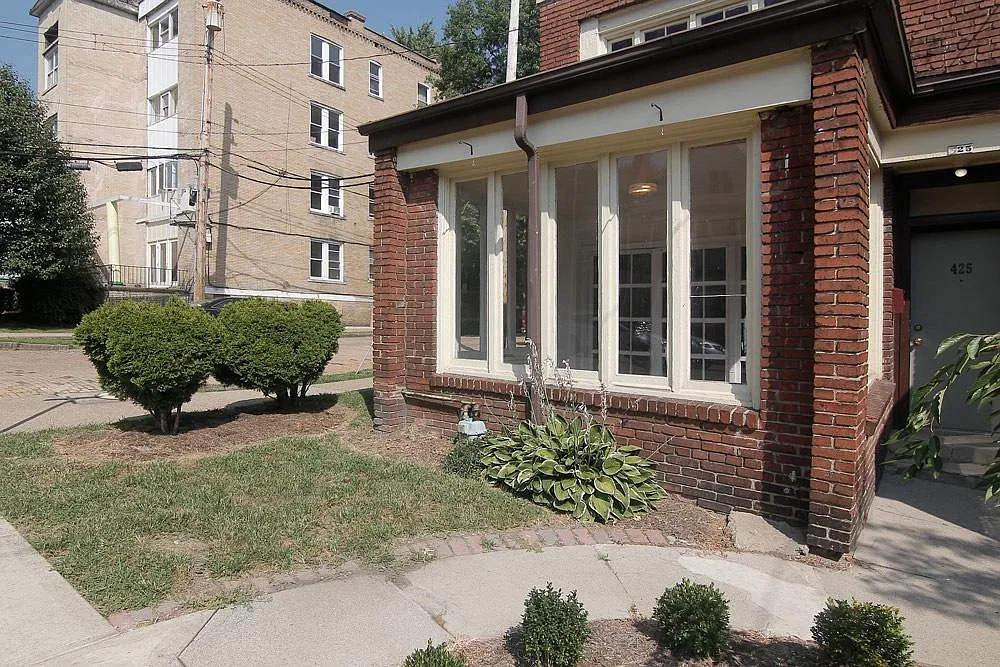 2 bed, 1158 sqft, $1,500 — Photo 2