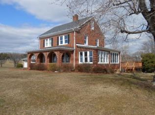 930 N Fork Rd, Martinsville, VA 24112