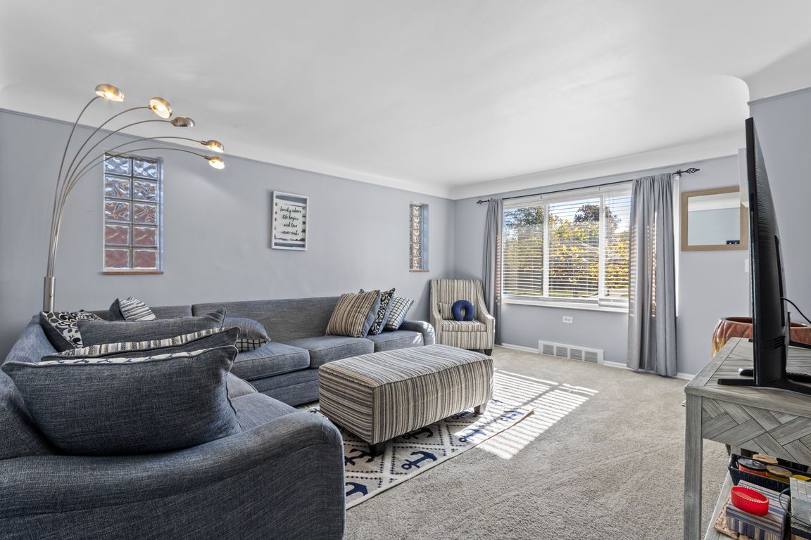 next background image