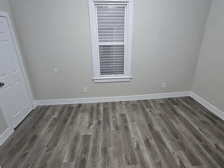 28 Wainwright St #5C — Photo 4