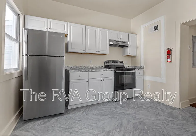 25 S Jefferson St #B — Photo 4