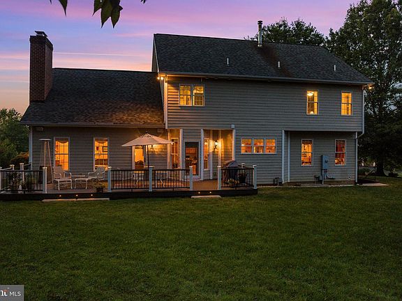 5th image of 3525 Traveler Rd