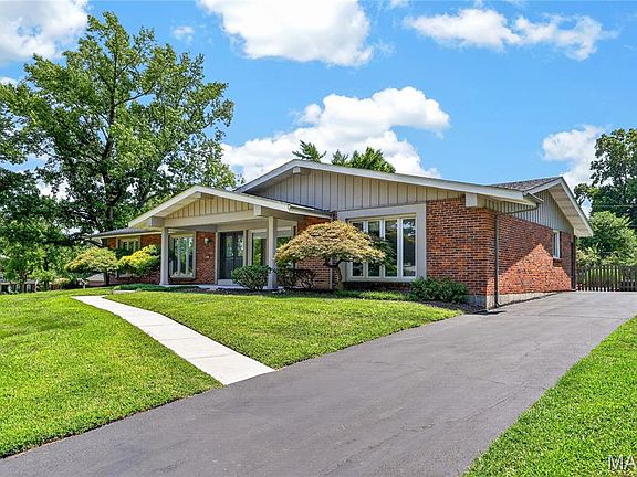 2nd image of 14316 Markham Ln