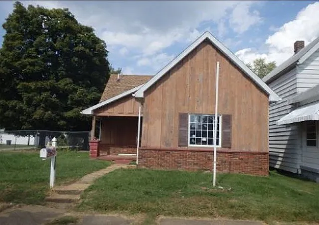3323 Austin Ave photo 1