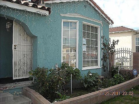 1st image of 742 E Colden Ave
