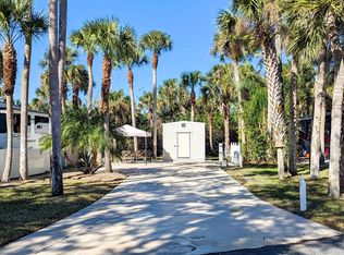 384 Oak Cove Rd, Titusville, FL 32780