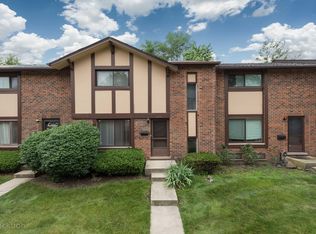 1S299 Ingersoll Ln, Villa Park, IL