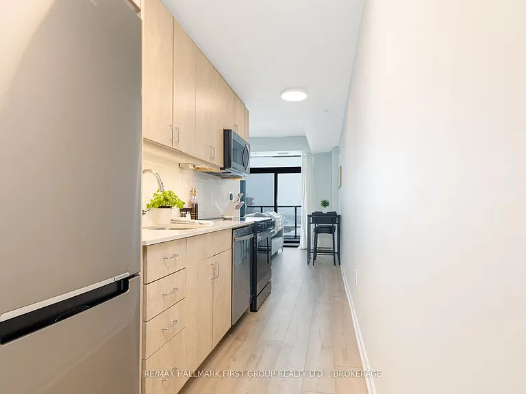 223 Princess St #429 — Photo 21
