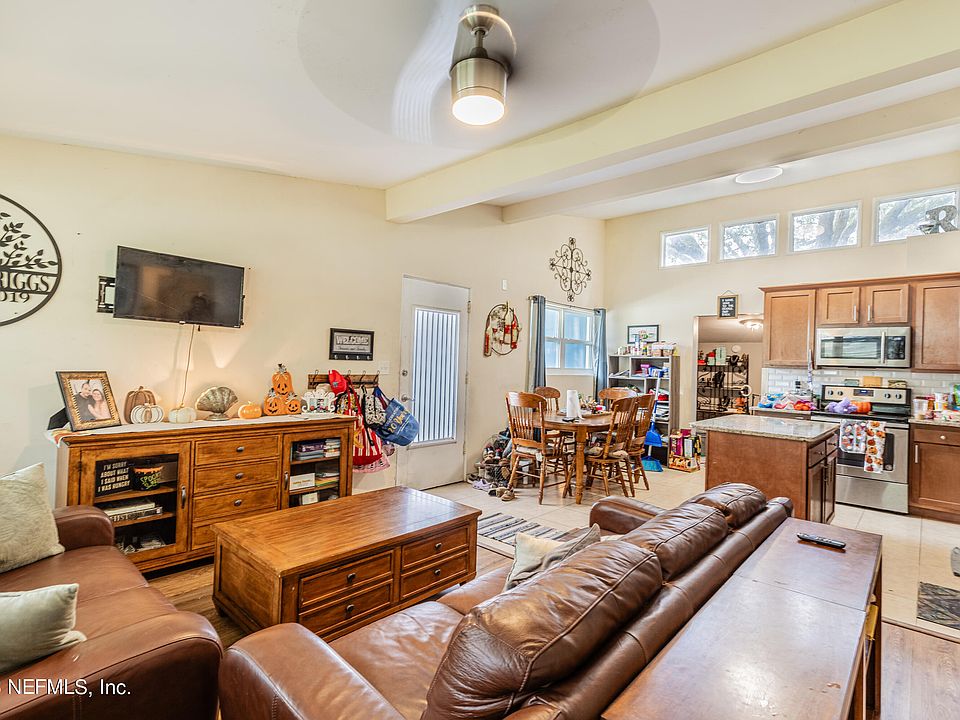 1st image of 6154 TERRY PARKER Drive S