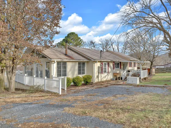 146 Luttrell St, Erwin, TN 37650