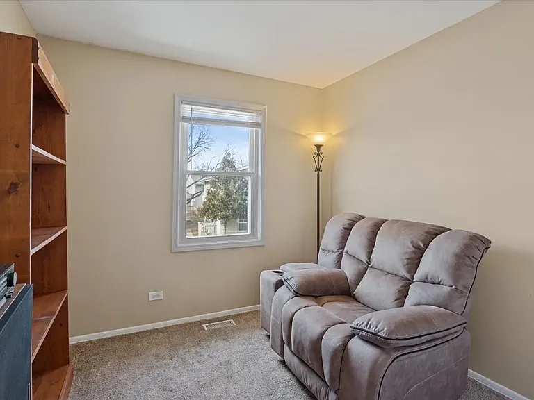 227 Elkhorn Ct #D — Photo 2