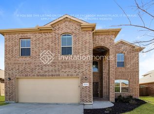 5114 Mountain View Dr, Krum, TX 76249