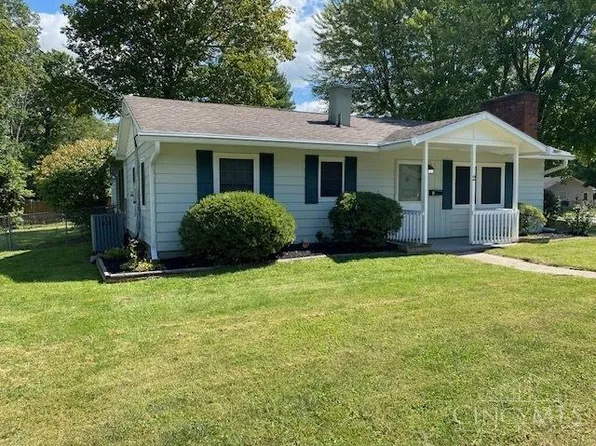 2 Iroquois Dr, Loveland, OH 45140