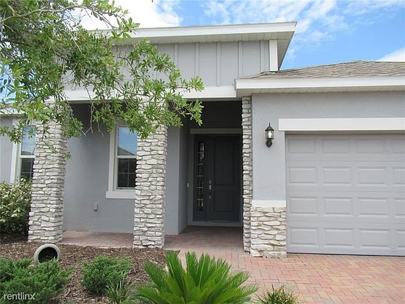 2nd image of 817 Lady Bird Ln